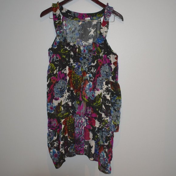 Willow & Clay Floral Sequin Tunic Size Medium - Picture 1 of 5